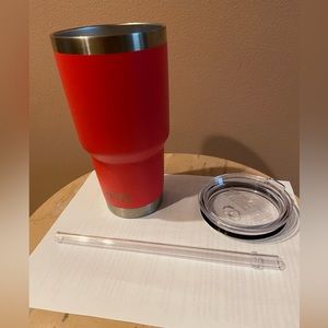 Yeti 30oz Rambler Tumbler